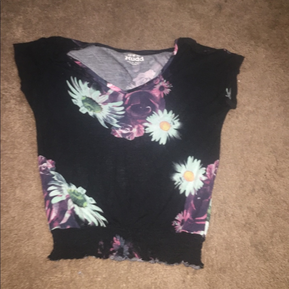 Short sleeve shirt